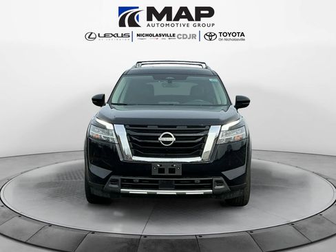 Used 2023 Nissan Pathfinder SL image 8