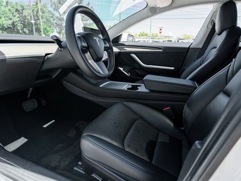 Used 2022 Tesla Model 3 Long Range AWD/4WD image 14