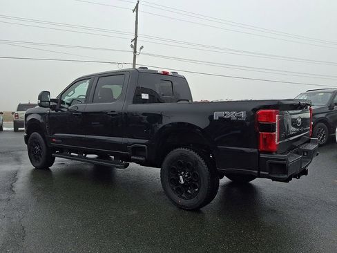 New 2026 Ford F350 XLT w/ XLT Premium Package AWD/4WD image 3