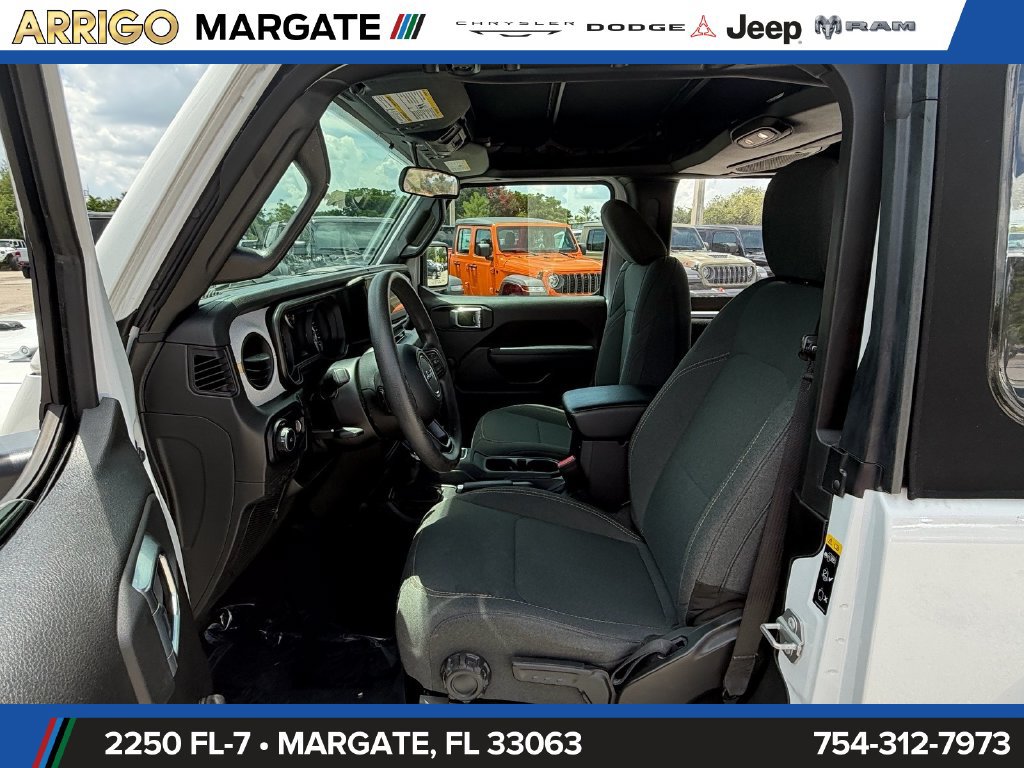 Certified 2024 Jeep Wrangler Sport AWD/4WD image 9