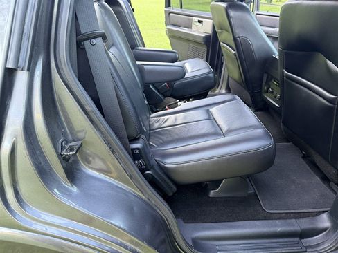 Used 2017 Ford Expedition Limited w/ Equipment Group 301A AWD/4WD image 12