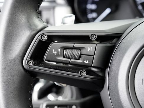 Certified 2026 Porsche Macan AWD/4WD image 14