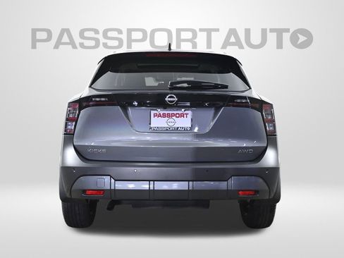 Used 2025 Nissan Kicks SV w/ SV Premium Package image 9