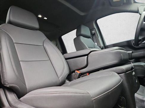 Used 2025 Chevrolet Silverado 3500 W/T image 15