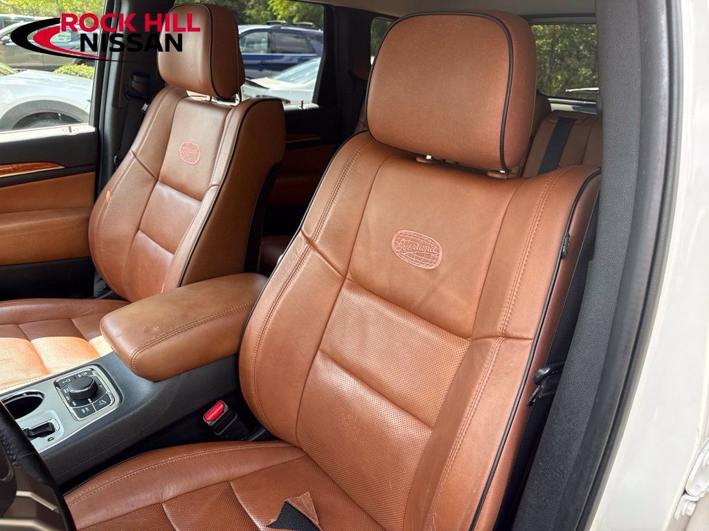 Used 2012 Jeep Grand Cherokee Overland AWD/4WD image 15
