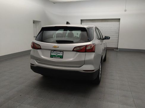 Used 2021 Chevrolet Equinox LS image 7