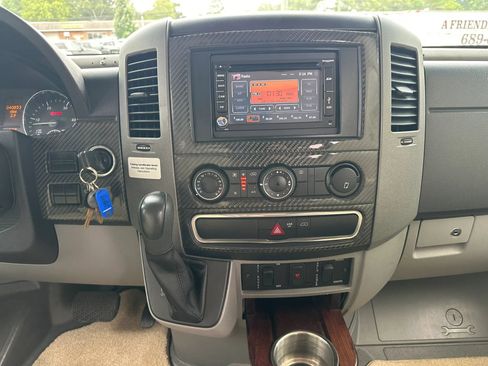 Used 2013 Mercedes-Benz Sprinter 3500 image 16