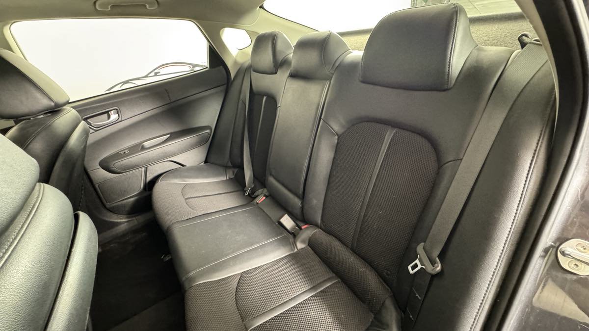 Used 2019 Kia Optima S w/ S Panoramic Sunroof Package FWD image 29