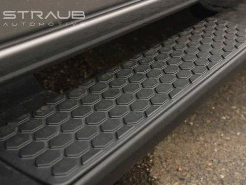 Used 2025 RAM 1500 Big Horn AWD/4WD image 12