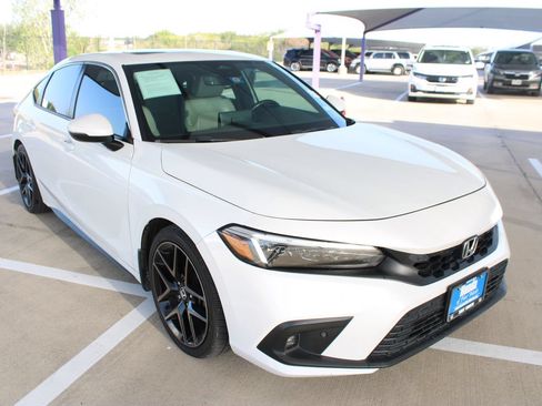 Used 2022 Honda Civic Sport Touring image 8