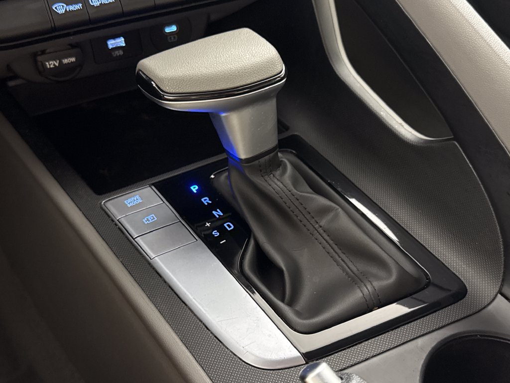 Certified 2024 Hyundai Elantra SEL FWD image 23
