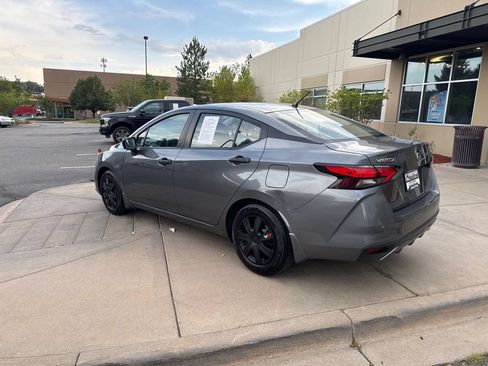 Used 2021 Nissan Versa S FWD image 8