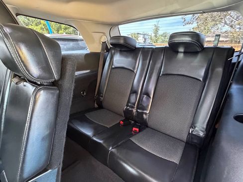 Used 2018 Dodge Journey Crossroad AWD/4WD image 10