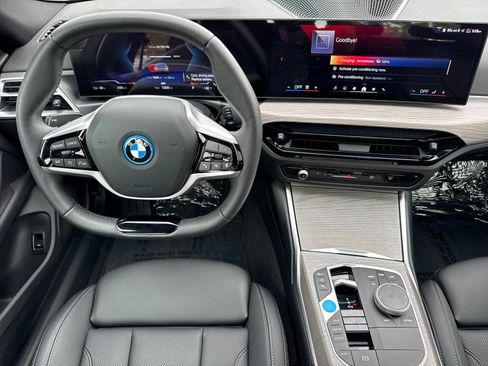 Used 2025 BMW i4 eDrive40 RWD image 14