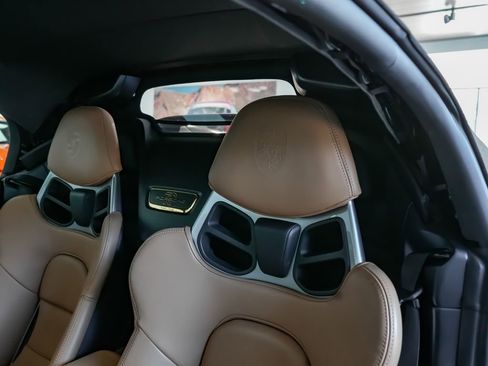 Certified 2019 Porsche 911 Speedster image 14