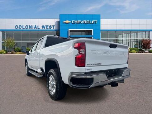 Used 2025 Chevrolet Silverado 2500 LT AWD/4WD image 5