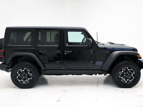 Used 2023 Jeep Wrangler Unlimited Rubicon 4xe w/ Cold Weather Group AWD/4WD image 3