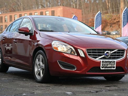 Used 2013 Volvo S60 T5 image 9