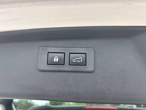 Used 2025 Subaru Outback Premium AWD/4WD image 51