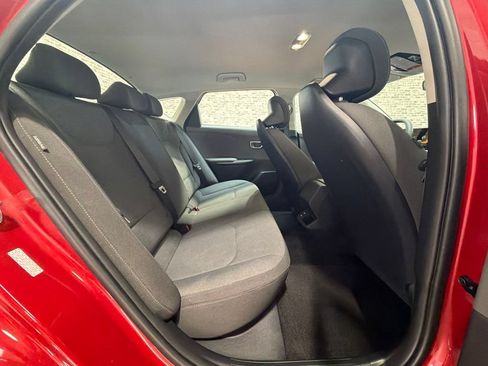 Used 2025 Kia K4 FWD image 12