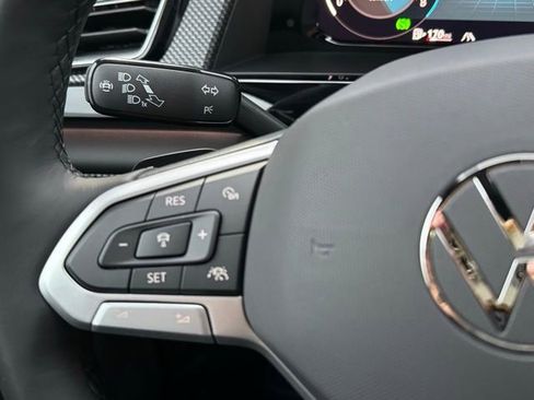 New 2026 Volkswagen Atlas Cross Sport SEL R-Line image 38