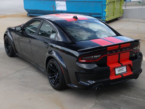 Used 2022 Dodge Charger Scat Pack RWD image 8
