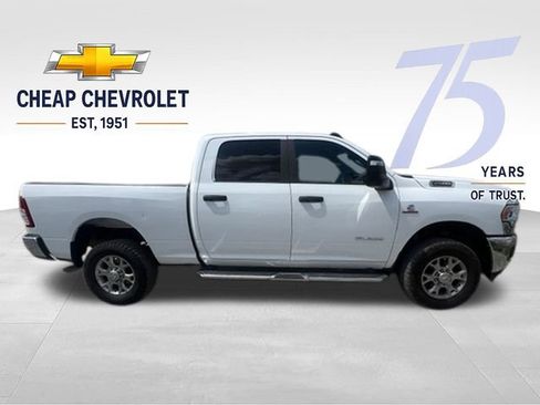 Used 2024 RAM 2500 Big Horn w/ Off Road Package AWD/4WD image 4