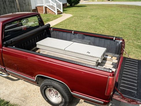 Used 1989 Chevrolet Silverado 1500 2WD Regular Cab image 65