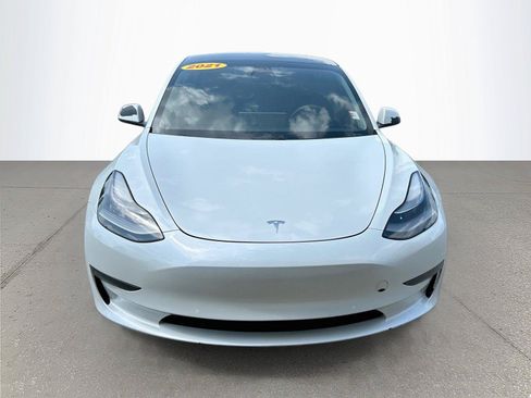Used 2021 Tesla Model 3 Standard Range Plus RWD image 9
