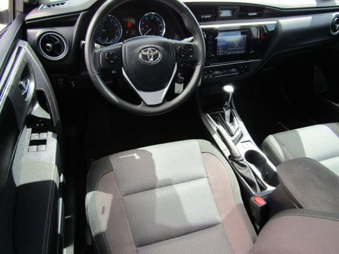 Used 2018 Toyota Corolla LE w/ Body Protection Package FWD image 2