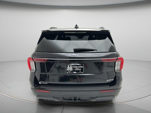 Used 2025 Ford Explorer ST-Line w/ ST-Line Street Pack AWD/4WD image 6