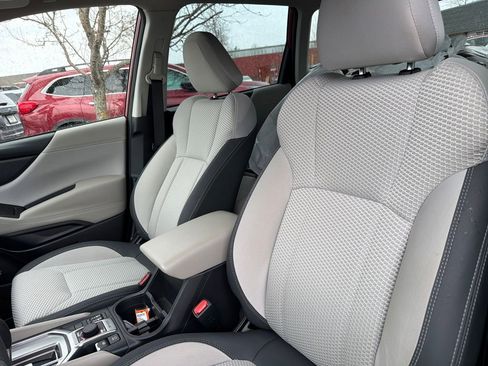 Used 2021 Subaru Forester Premium image 23