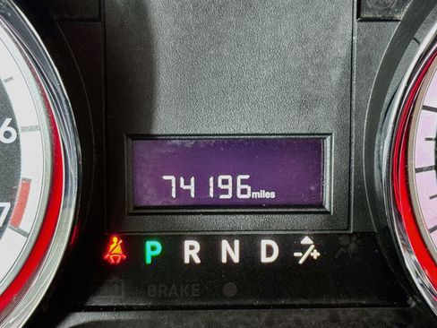 Used 2018 Dodge Grand Caravan SE w/ UConnect Hands-Free Group FWD image 14