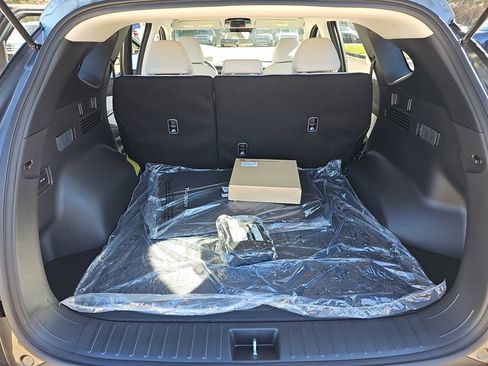 New 2026 Hyundai Tucson Blue SE image 12