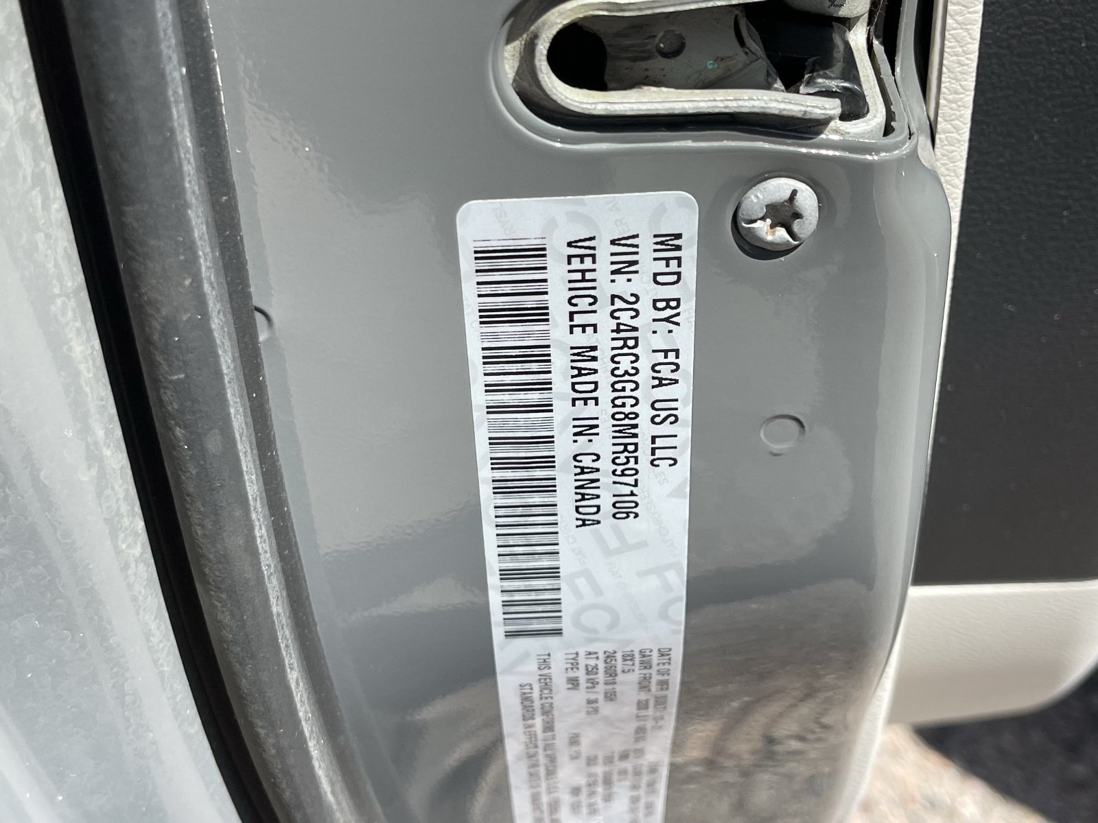 Used 2021 Chrysler Pacifica Limited w/ Premium & Safety Sphere Group AWD/4WD image 34