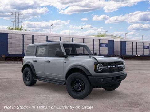 New 2026 Ford Bronco Outer Banks w/ Black Appearance Package AWD/4WD image 7