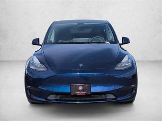 Used 2021 Tesla Model Y Long Range video 2