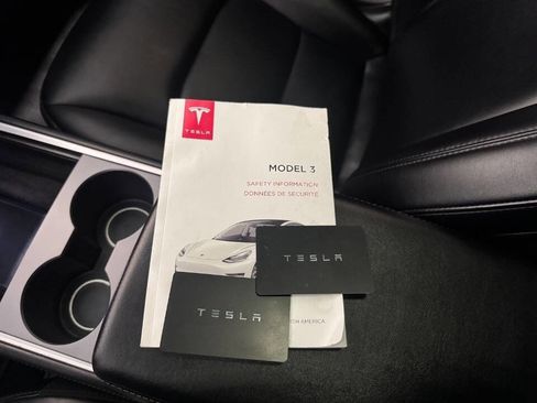 Used 2021 Tesla Model 3 Long Range image 39