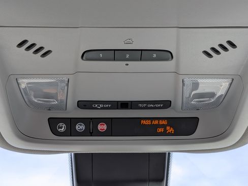 Certified 2023 GMC Terrain SLT FWD image 32