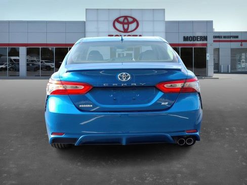 Used 2019 Toyota Camry L image 5