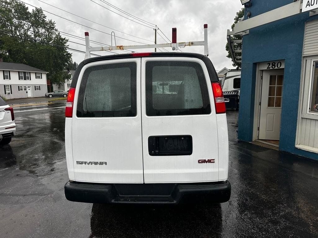 Used 2020 GMC Savana 2500 w/ Driver Convenience Package RWD image 4