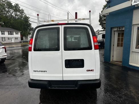 Used 2020 GMC Savana 2500 w/ Driver Convenience Package RWD image 4