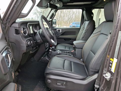 New 2026 Jeep Wrangler Sahara image 9