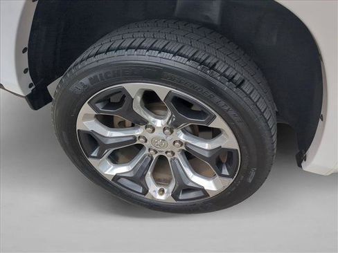 Used 2020 RAM 1500 Limited AWD/4WD image 22