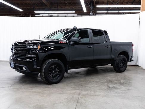 Used 2020 Chevrolet Silverado 1500 RST w/ All-Star Edition image 3