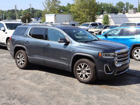 Used 2020 GMC Acadia SLT FWD image 15