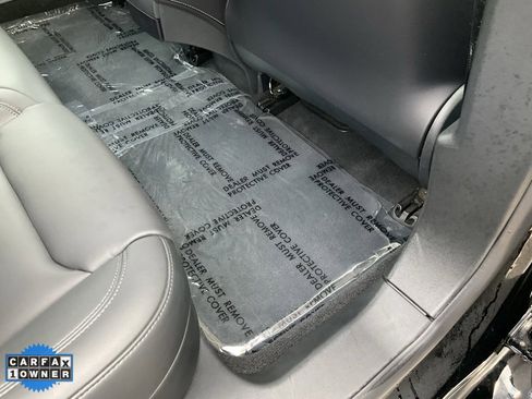 Used 2018 Tesla Model S 100D image 53