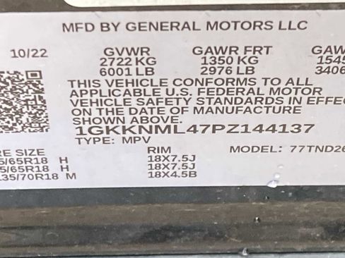 Used 2023 GMC Acadia SLT image 29