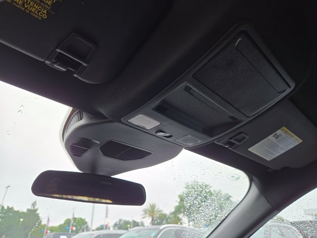 Used 2024 Ford Escape ST-Line AWD/4WD image 17
