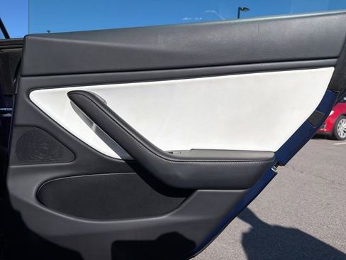 Used 2021 Tesla Model 3 Long Range AWD/4WD image 14